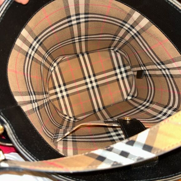 Authentic  Burberry Leather Black Shoulder Bucket Bag - Picture 15 of 15